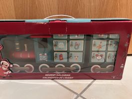 Calendrier de l’Avent Disney train en bois Disney Store