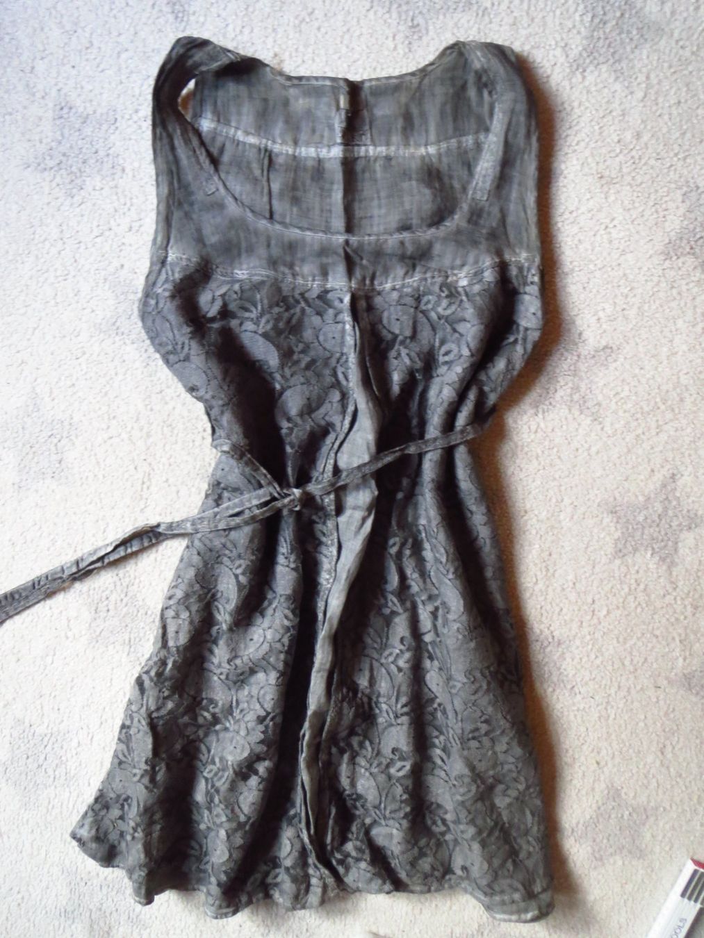 Nile Vestiti: super spezielles NILE Damen Kleid Gr M – Usato da kiental venduto da Anna3723