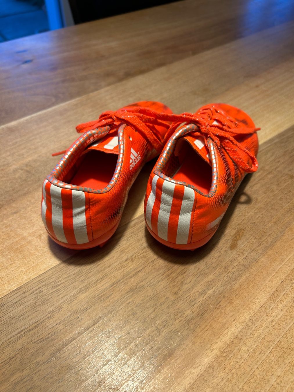 Adidas Scarpe per ragazzi: Fussballschuhe Adidas Grösse 33 – Usato da Niederrohrdorf venduto da Mirjam3056 2