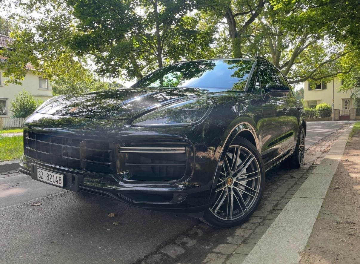 Porsche Automobili: PORSCHE CAYENNE TURBO mit frisch MFK – Usato da Zürich venduto da joso_19