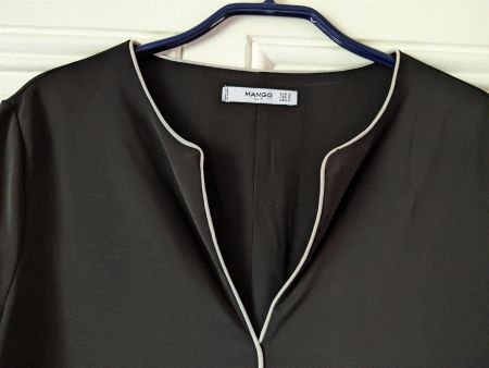 MANGO : Robe graphique noire-crème M