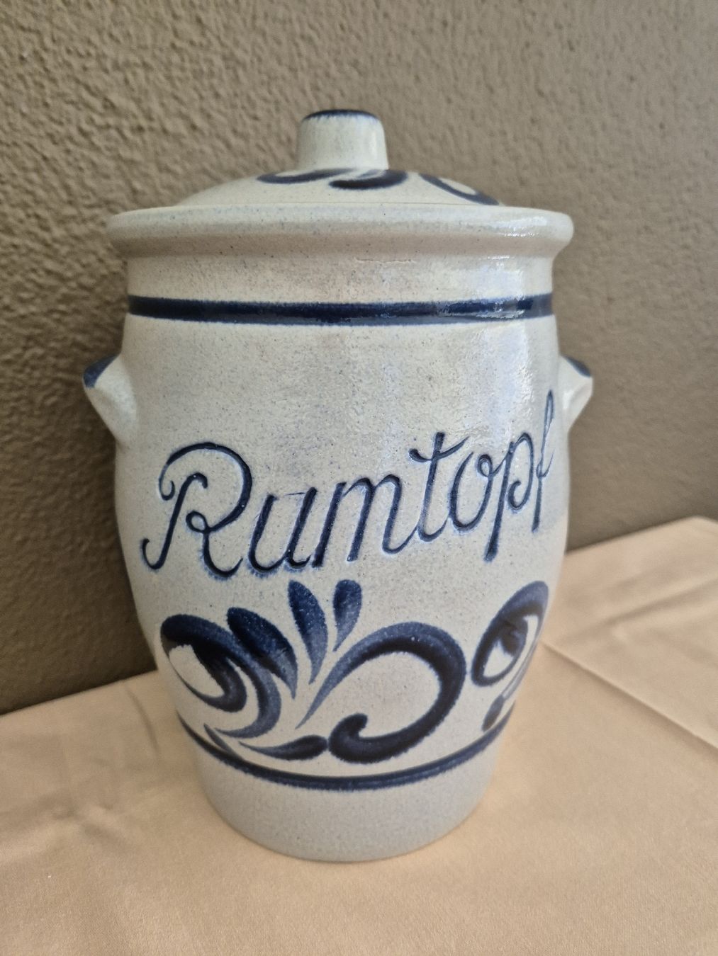 Töpfe: Rumtopf Steingut mit Deckel blau bemalt – Gebraucht aus Eschlikon TG von zuzanka80
