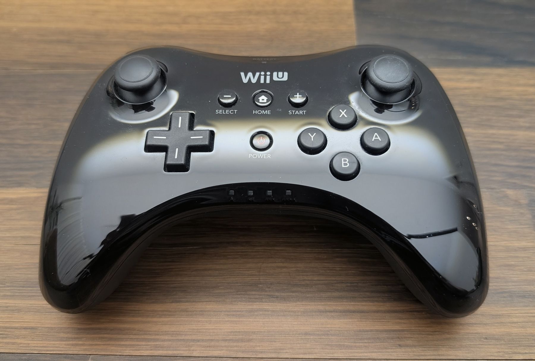Nintendo Controller: Nintendo Wii U Pro Controller - Wireless - WUP-005 – Usato da Frauenfeld venduto da pakuw1