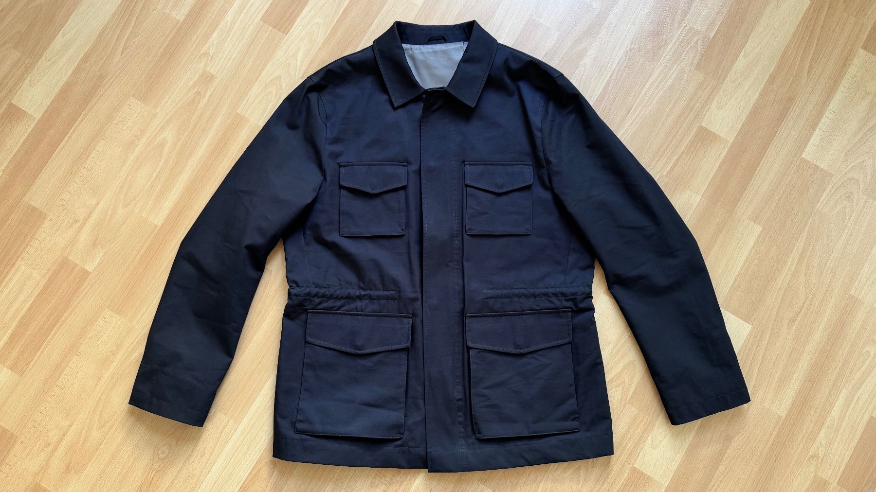 Giacche: Charles Tyrwhitt Showerproof Field  Jacket Grösse L – Usato da Zürich venduto da cvds