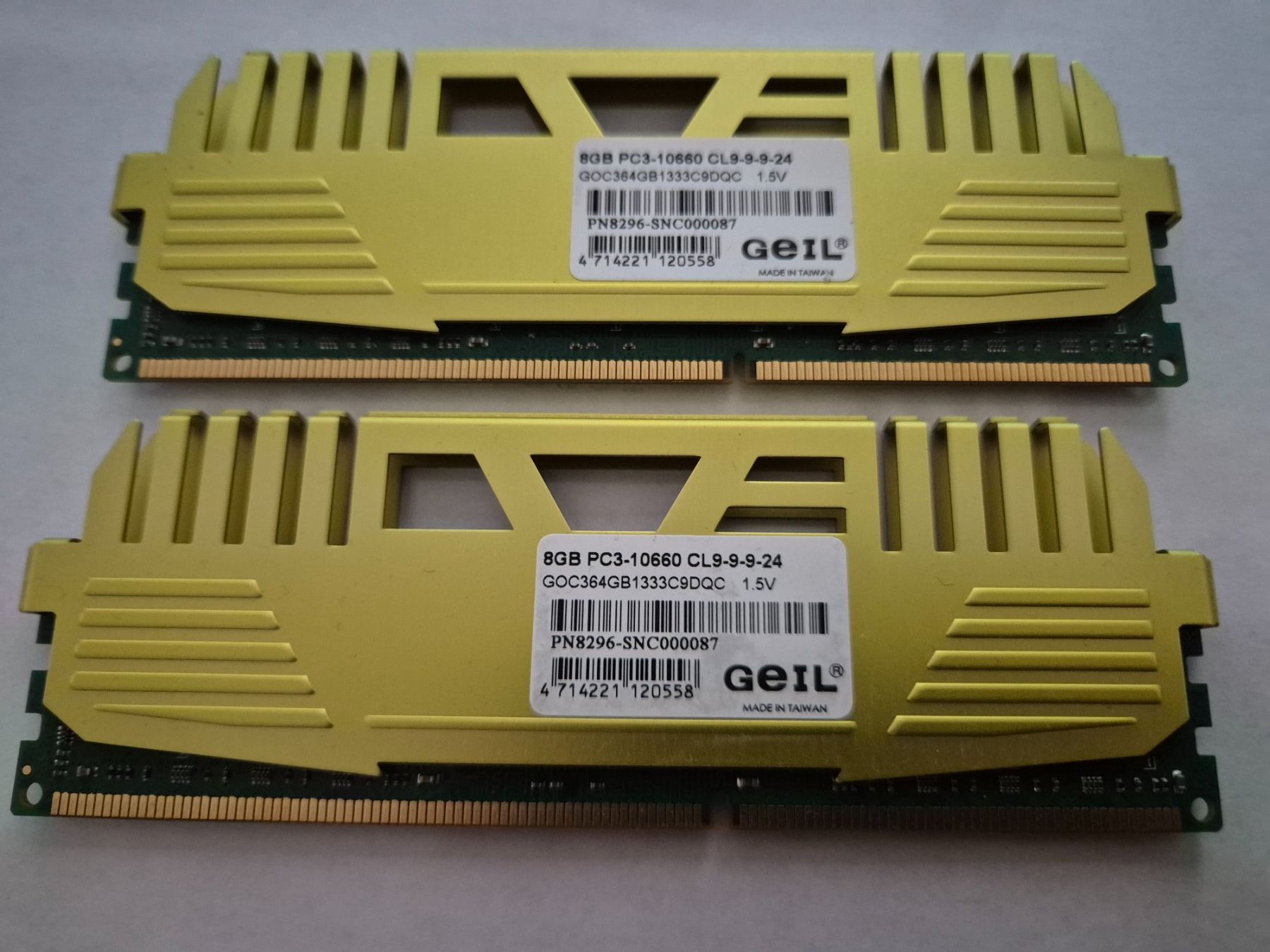 Memory / RAM: 2x 8GB PC3-10660 CL9-9-9-24 – Gebraucht aus Roggwil BE von GLDANI