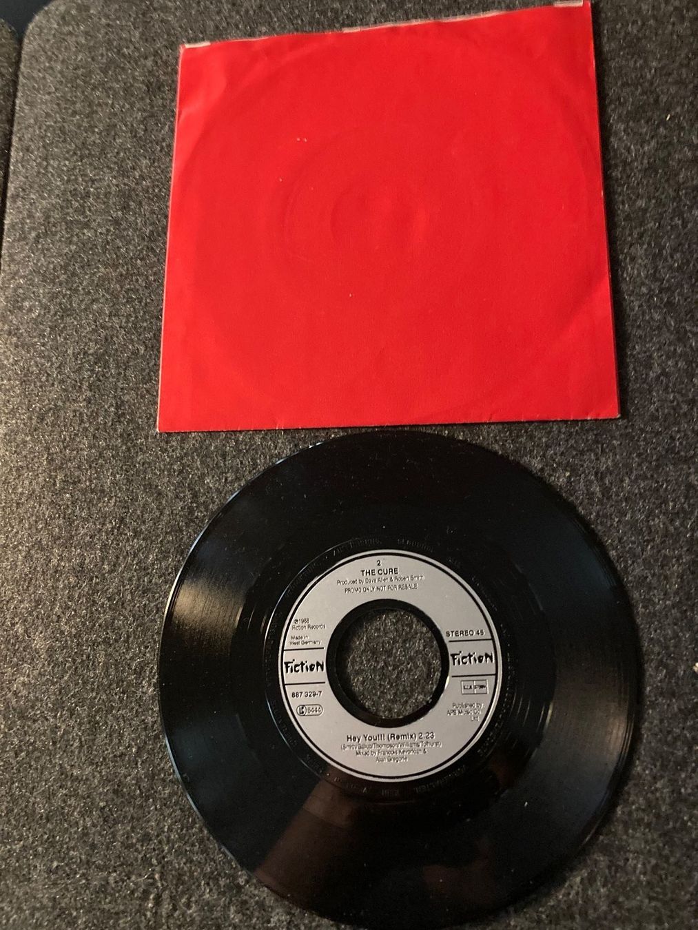 Dischi in vinile: The Cure - Hot Hot Hot !!! – Usato da Fribourg venduto da Karushi 2