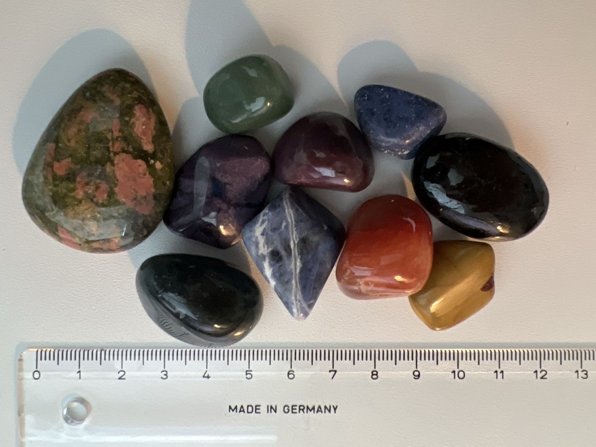 Pietre preziose: Verschiedene Heil-Edelsteine im Set – Usato da Wittinsburg venduto da redrose296