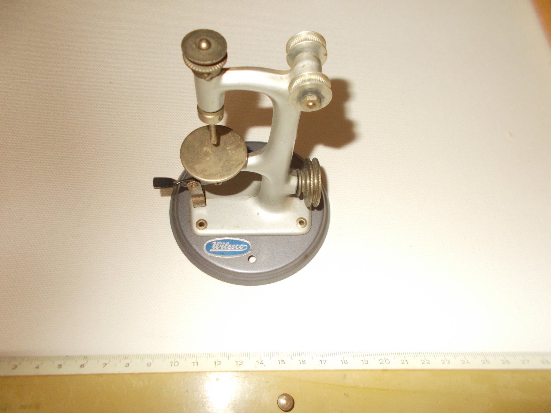 Wilesco Kit di modellismo & Modellini statici: WILESCO ANTRIEBSMODELL STÄNDERBOHRMASCHINE – Usato da Romanshorn venduto da Legere8
