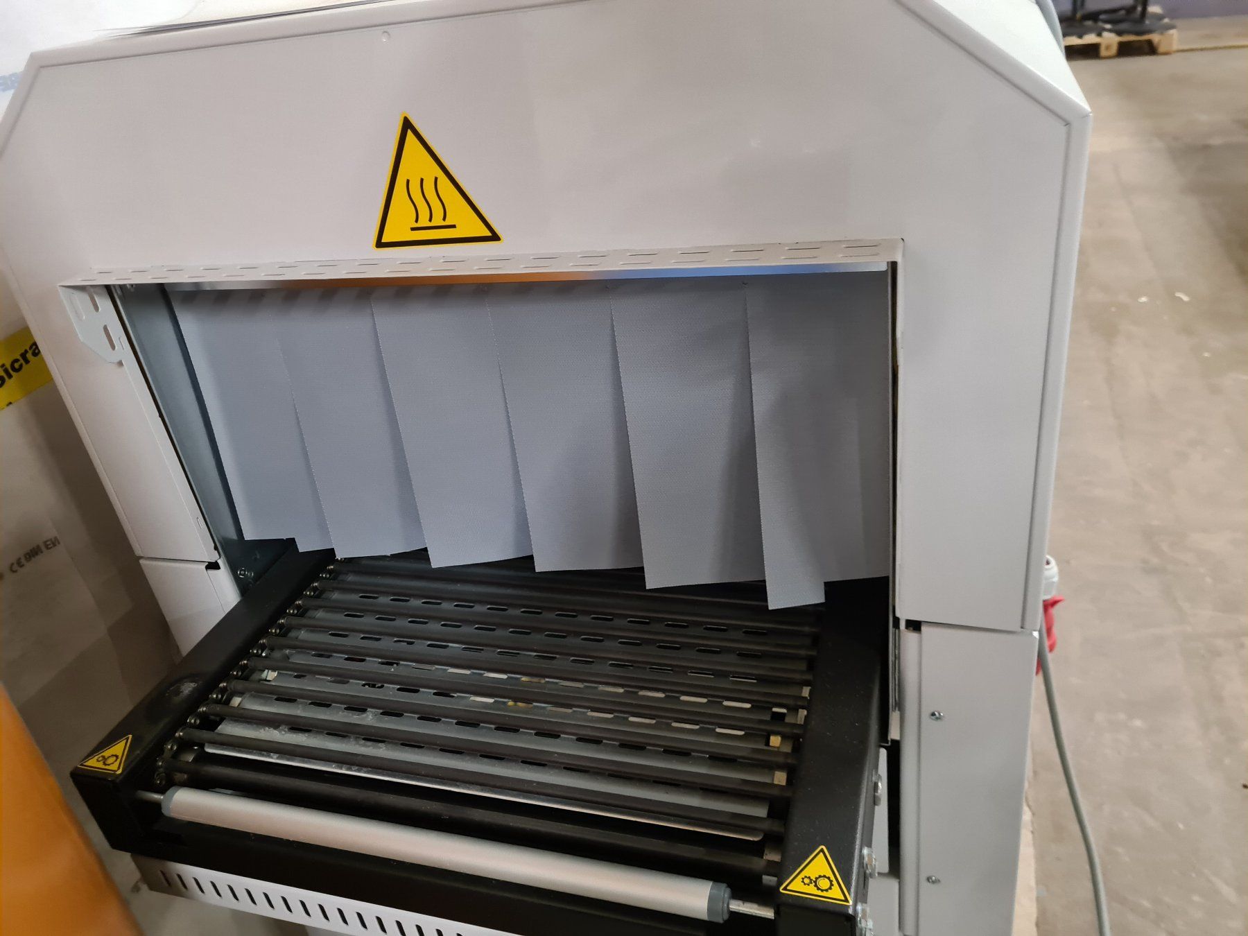 Tutte le macchine: smipack shrink tunnel T450 – Usato da Hildisrieden venduto da mar_dnw2 3