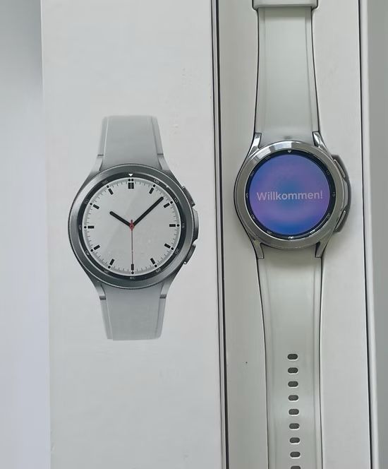 Samsung Smartwatch: SAMSUNG Galaxy Watch4 Classic 42mm – Nuovo (secondo la descrizione) da Rüti ZH venduto da Alita_007 3