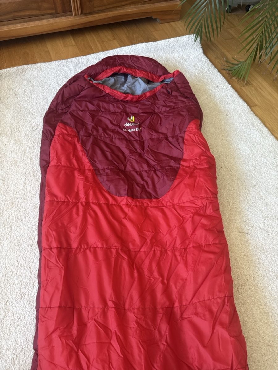 Deuter Sacchi a pelo: Deuter Starlight EXP Schlafsack – Usato da St. Niklausen LU venduto da car_2562 3