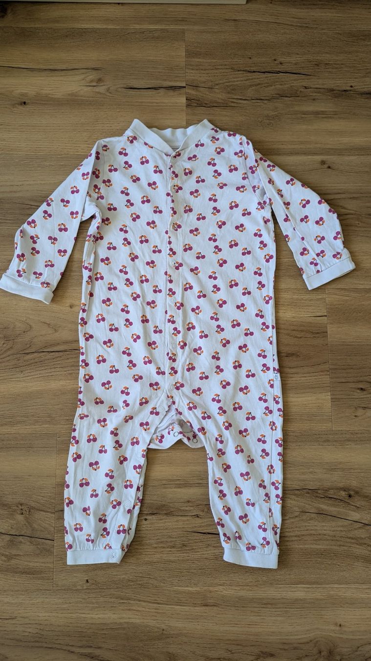 Kleiderpakete & -sets: Kinderkleider 5 Stk. Body und Strampler – Gebraucht aus Bäretswil von Ober-Land 2