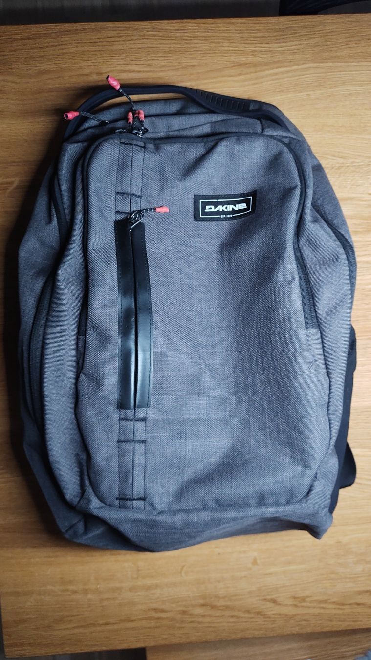 Dakine Rucksäcke: Dakine Network 30 L Rucksack – Gebraucht aus Dietikon von
