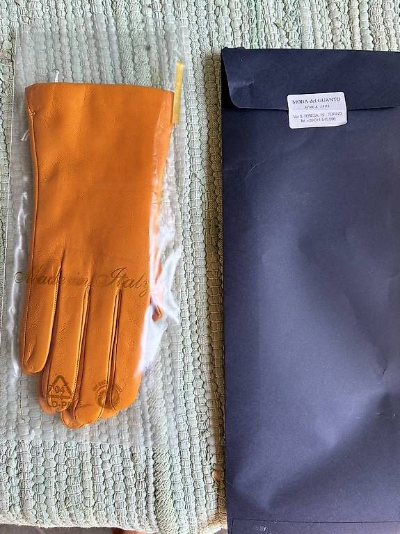 Guanti & manicotti: Handschuhe aus Echtleder – Usato da Luzern venduto da Yok3