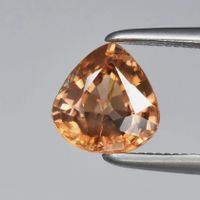 1.27 Ct. Natur Zirkon VS unbehandelt Tansania Edelstein