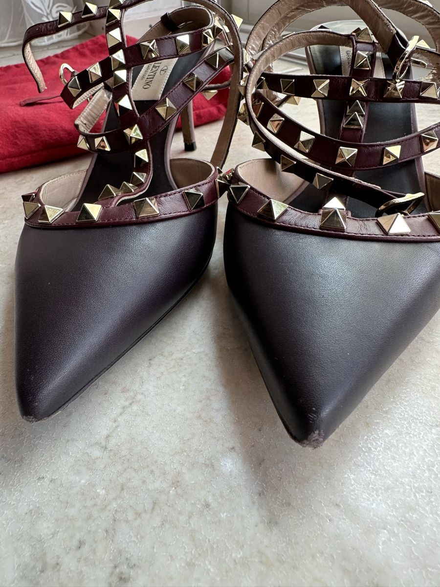 Chaussures femmes: Valentino Garavani Rockstud Schuhe – D'occasion à Luzern par ariazalea 1