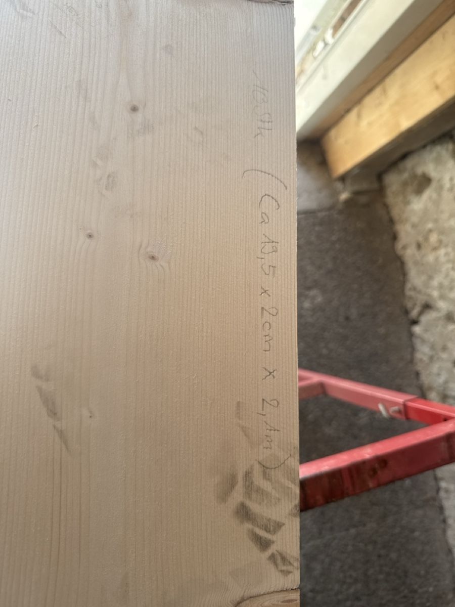 Articoli in legno: Holz Bretter 2,1m – Usato da Langnau i. E. venduto da Acrjl 1