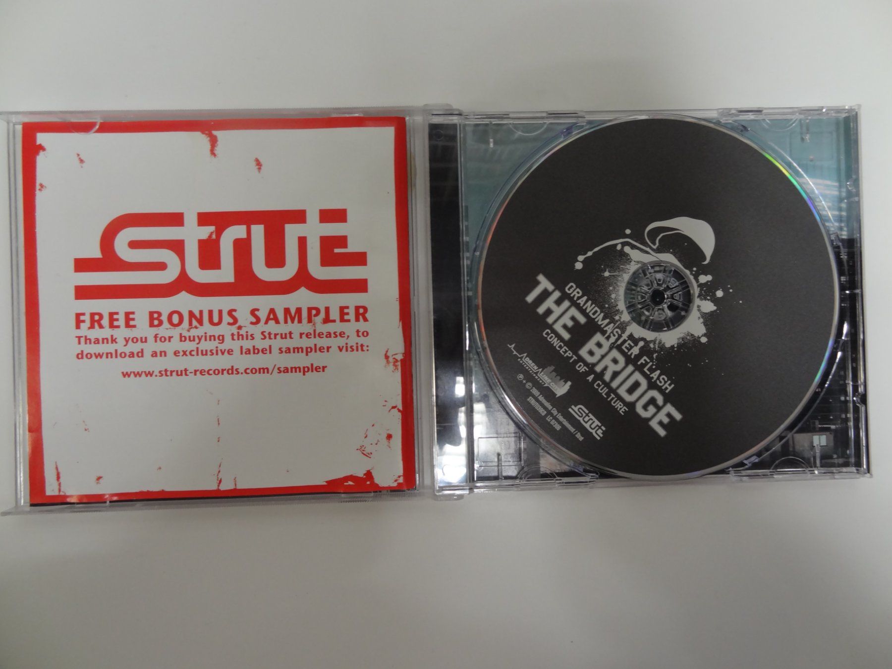 CDs: Grandmaster Flash - The Bridge CD – D'occasion à luzern par musicandart 2