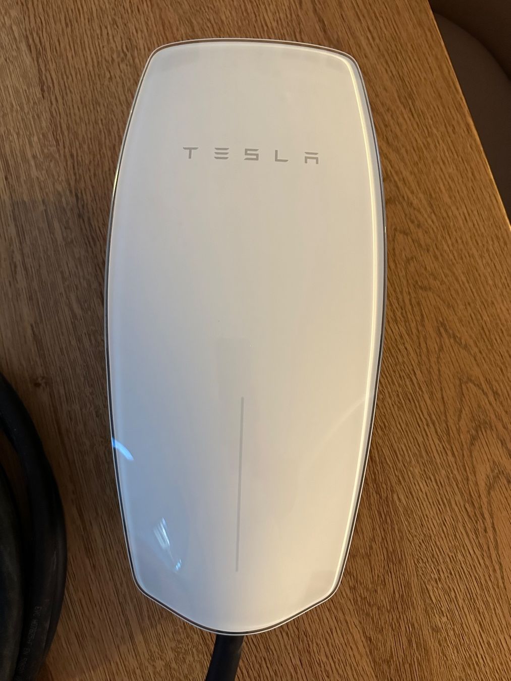 Tesla Caricabatterie: Tesla Wall Connector Gen 3 – Usato da Neuheim venduto da VonZug