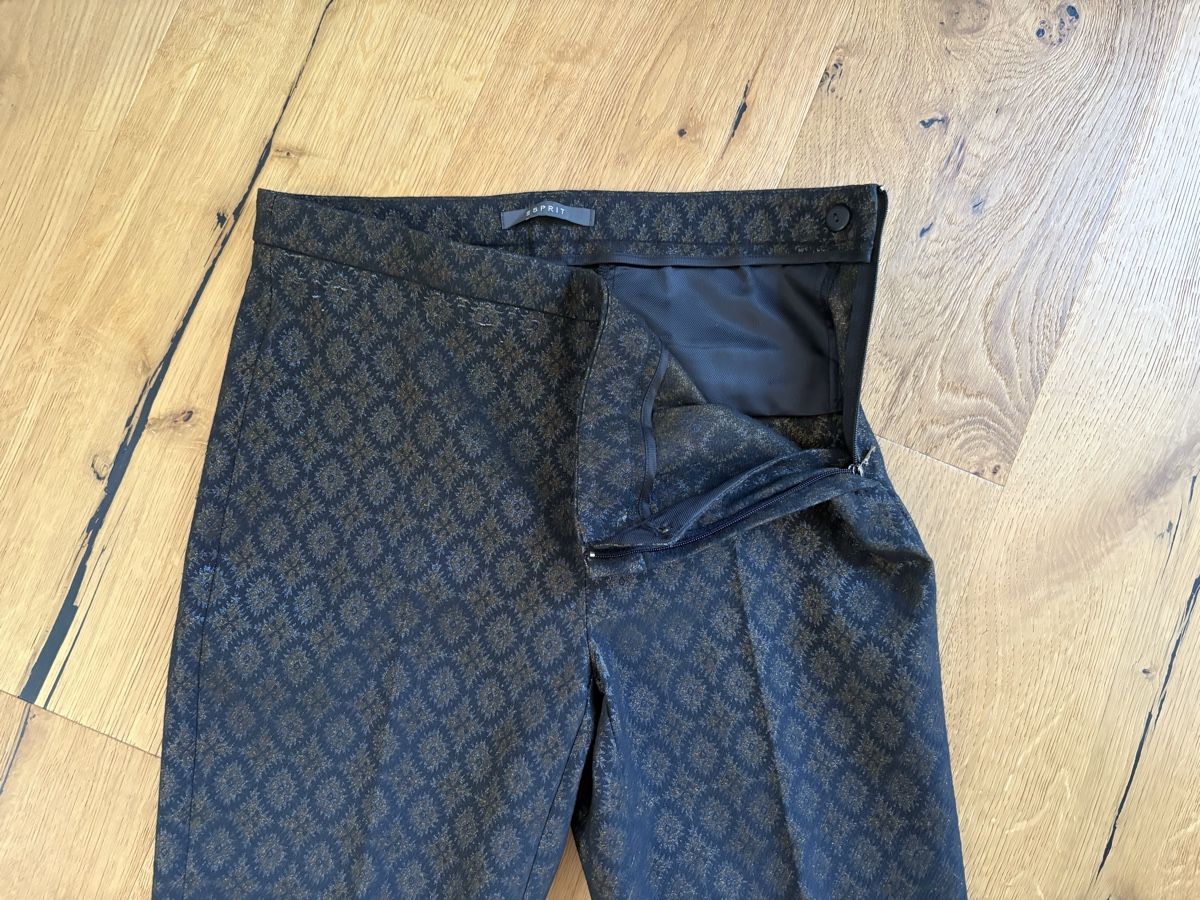 Esprit Pantaloni: Hose von Esprit – Usato da Luchsingen venduto da NEgli01 3