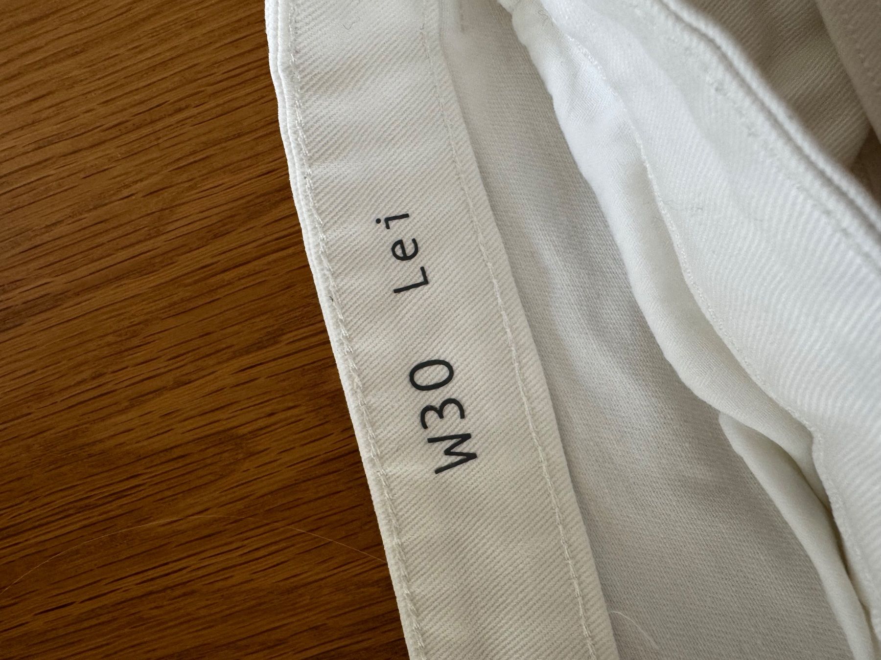 Jeans: Jeans weiss Max Mara Weekend, Grösse 38 – Usato da Herrliberg venduto da Zueriseeufer 3