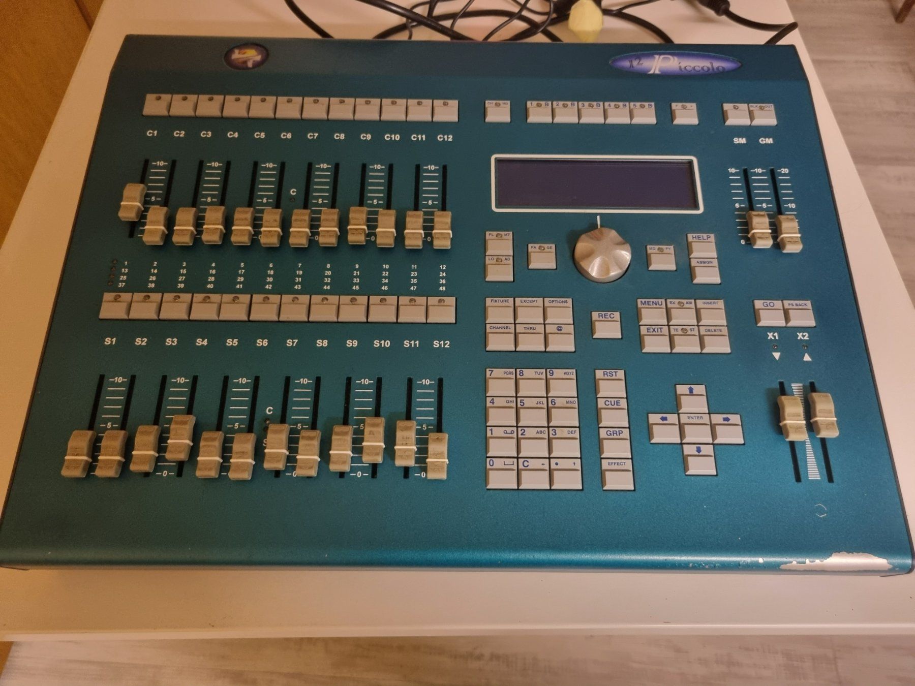 Console di mixaggio: Profi-Lichtmischpult / Lichtkonsole LT Light Piccolo 48 – Usato da Bottmingen venduto da Foernbachertheater 1