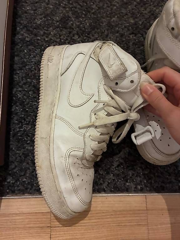 Chaussures hommes: White Nike Air Force High Top – D'occasion à Spreitenbach par sam_l5fj 1