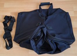 Dunkelblaue Reisetasche / Weekender, neuwertig, Top Zustand!
