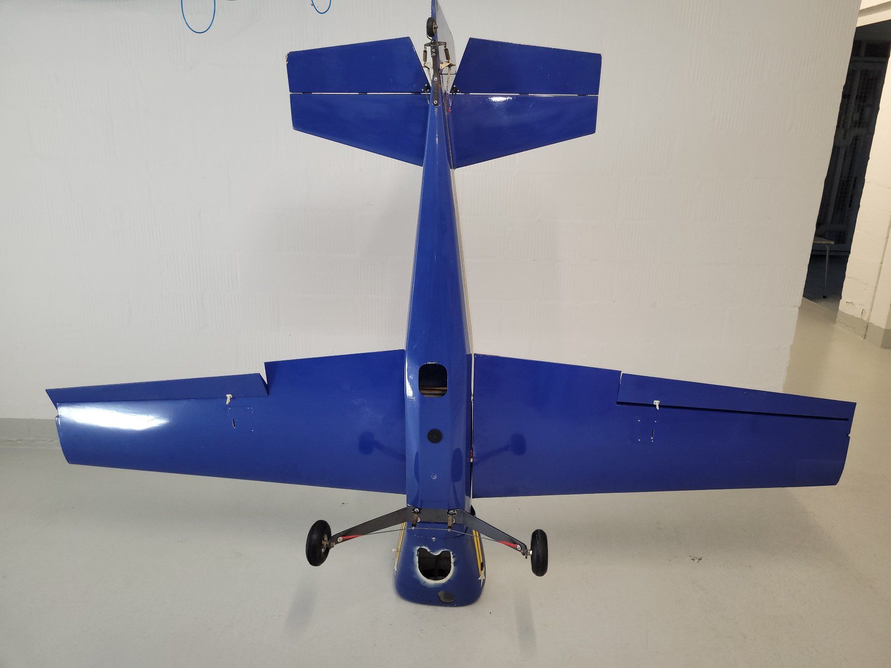 RC Modellbau: Grosse, schöne Laser, Akromodel, leer – Defekt aus Winterthur von testi67 6
