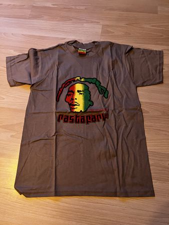 Braunes Rasta T-Shirt – NEU!!! Grösse M