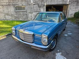 Mercedes Benz 250/8