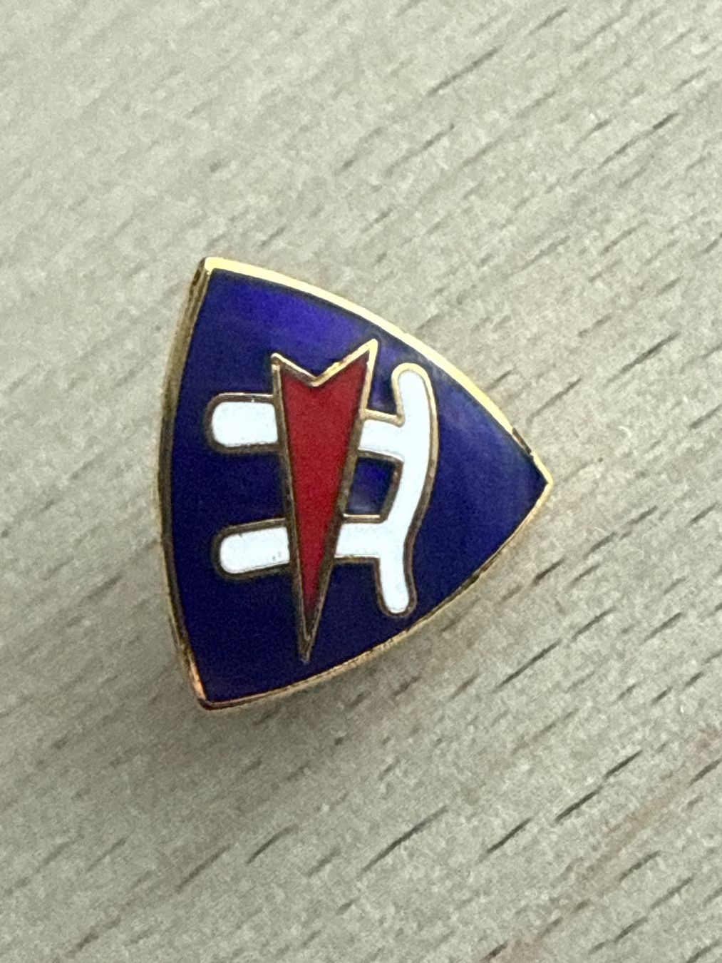 Plaketten & Abzeichen: Pin – Gebraucht aus Glattbrugg von Schweigmatt