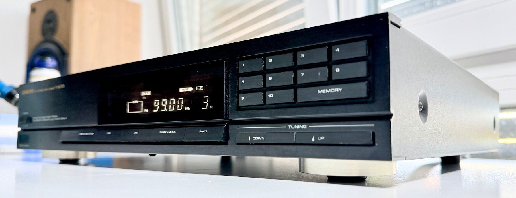 Onkyo Radio: Tuner Onkyo T-M70 – Usato da Perly venduto da inf_jnp6 2