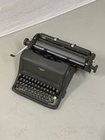 Hermes 8 Standard Schreibmaschine