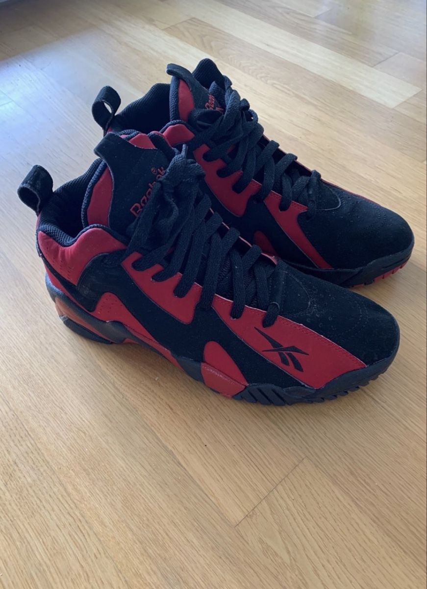Reebok Scarpe da uomo: Reebok Kamikaze 2 Black Red – Usato da Bern venduto da VincentCassel