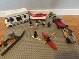 LEGO Freizeitset: Camper, Kajak, Picknick - Sommer Spass!