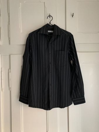 Hemd schwarz-grau gestreift - S