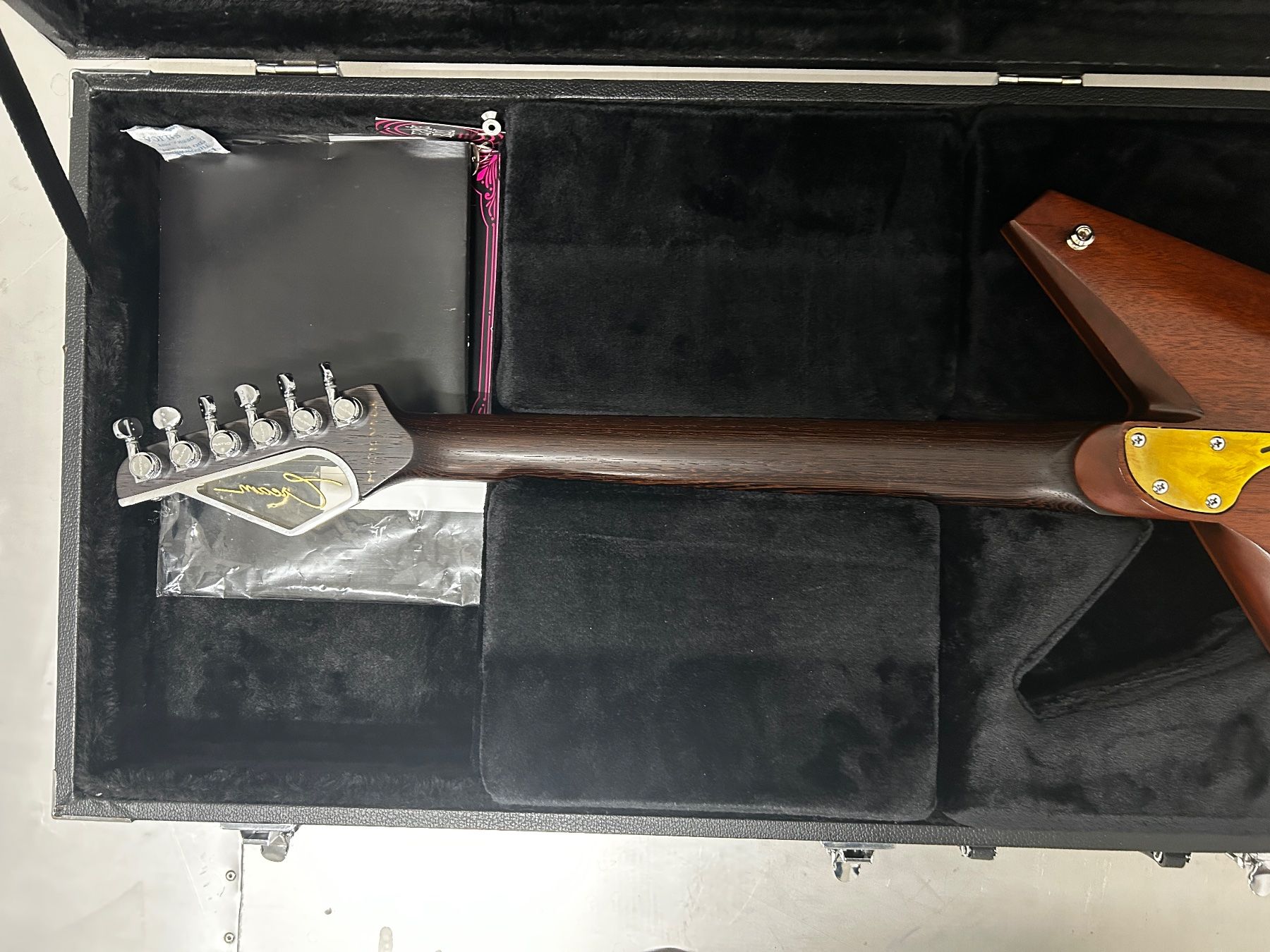 Strumenti musicali: Cream Voltage guitar Deluxe – Usato da Basel venduto da Jotaguitars 7