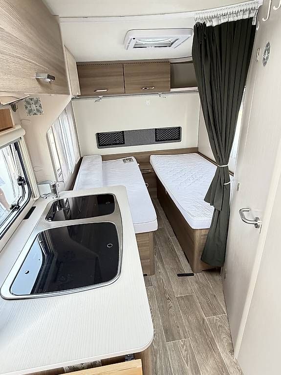 Veicoli da campeggio: Wohnwagen Dethleffs CJoy 460 LE ab MFK Mover Markise  – Usato da Regensdorf venduto da Clauko 8
