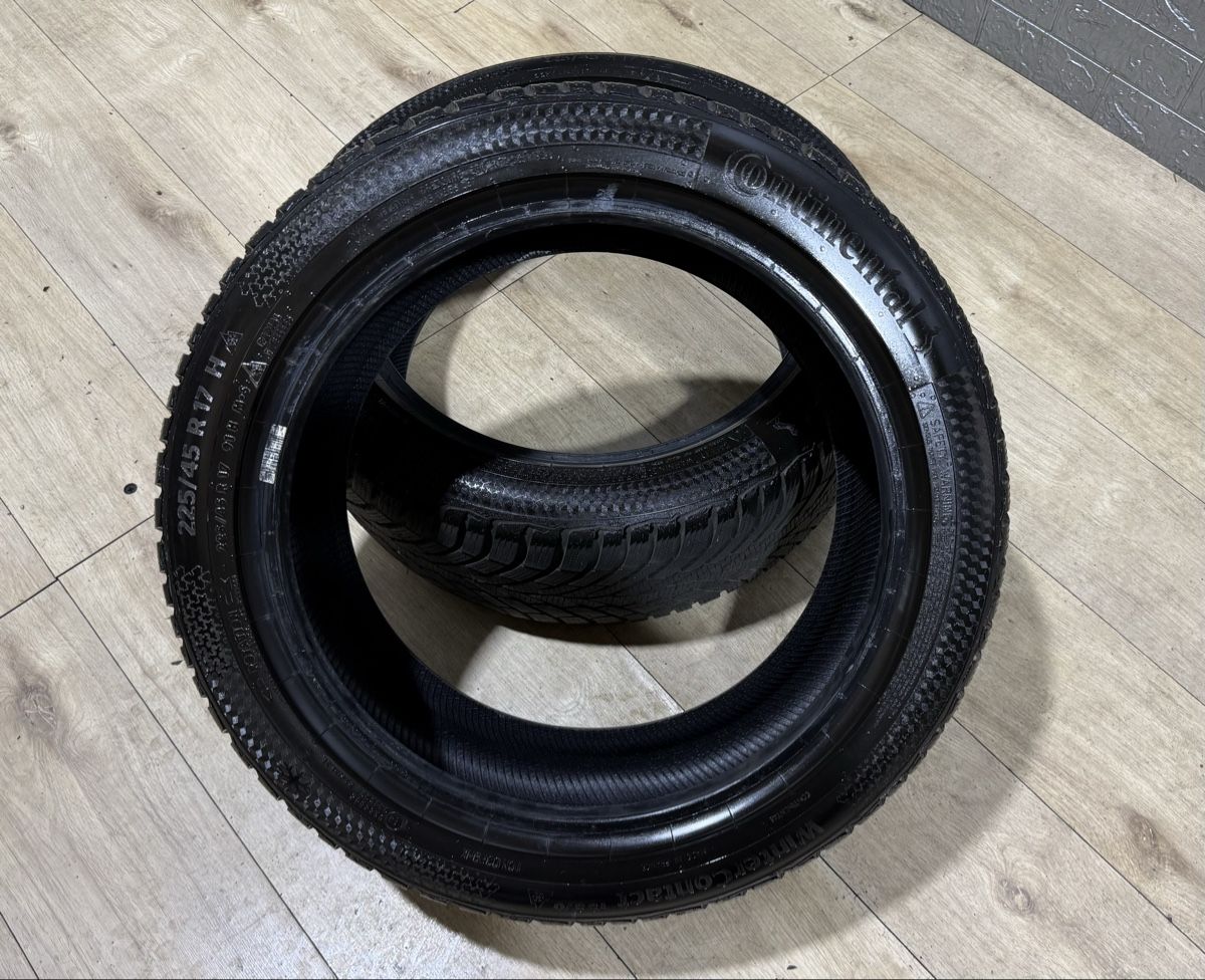 Pneus & Roues: 225/45/17 – D'occasion à Gisikon par SKR-F10 1