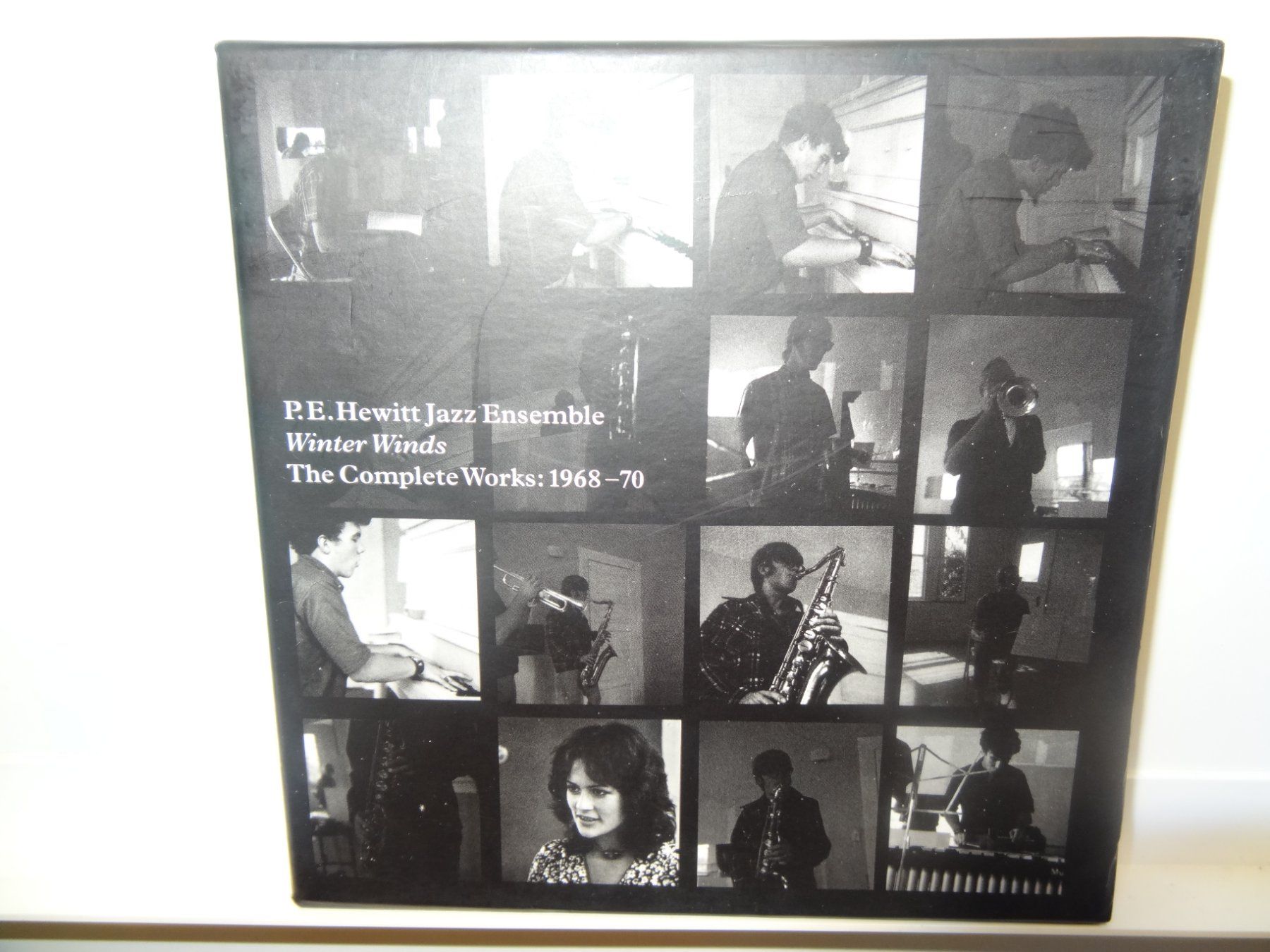 CD: P.E. Hewitt Jazz Ensemble, Winter Winds (The Complete Works: – Usato da luzern venduto da musicandart