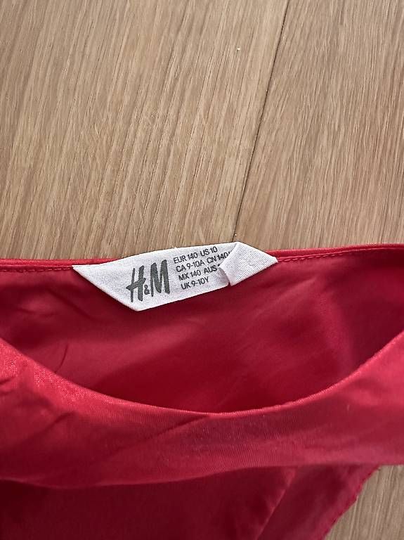 Vestiti & Gonne: Festkleid rot Gr.140 – Usato da Buchrain venduto da eule2109 3