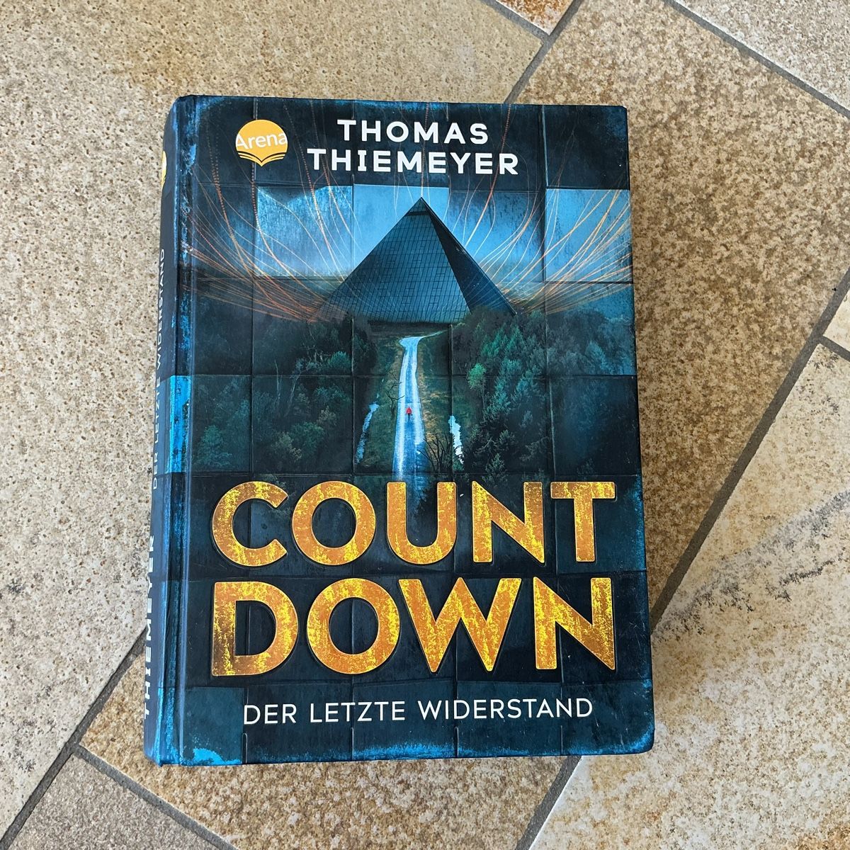 Libri: Thomas Thiemeyer - Countdown - Der letzte Widerstand – Usato da Baden venduto da miri.2000