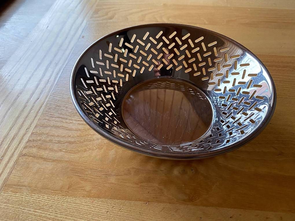 Alessi Contenitori & Simili: Corbeille Alessi 5021 – Usato da Châtel-St-Denis venduto da Vaillant1