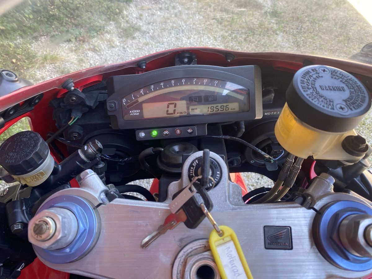 Honda Strada: Honda VTR 1000 SP-1 – Usato da Biel-Benken BL venduto da lau_7h7y 1
