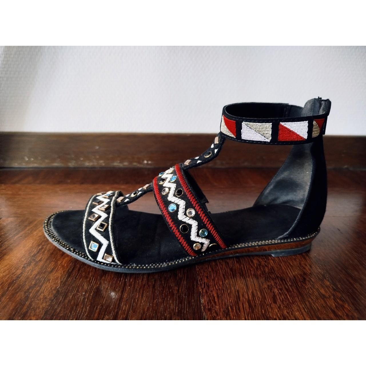 Scarpe da donna: Sandalen mit Strass-Applikationen  – Usato da St. Gallen venduto da jbu_ns6v 6