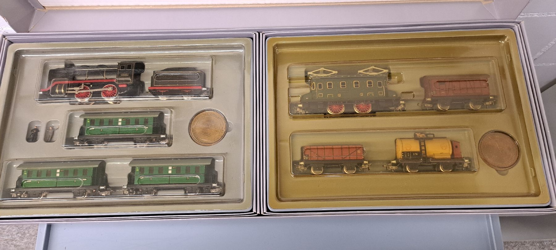 Märklin Modellini di ferrovie: Märklin Jubiläumszug – Usato da Urdorf venduto da Canyamel1 2