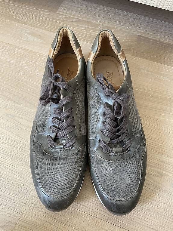 Herrenschuhe: Baskets en cuir taille 44  – Gebraucht aus La Tour-de-Peilz von K_L