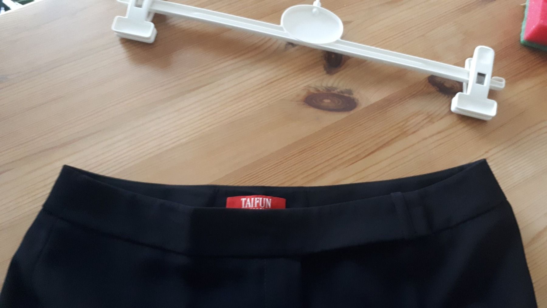 Completi & Tailleur: Hosenanzug: Marke TAIFUN COLLECTION – Nuovo (secondo la descrizione) da Mühlethal venduto da prackendorf 7