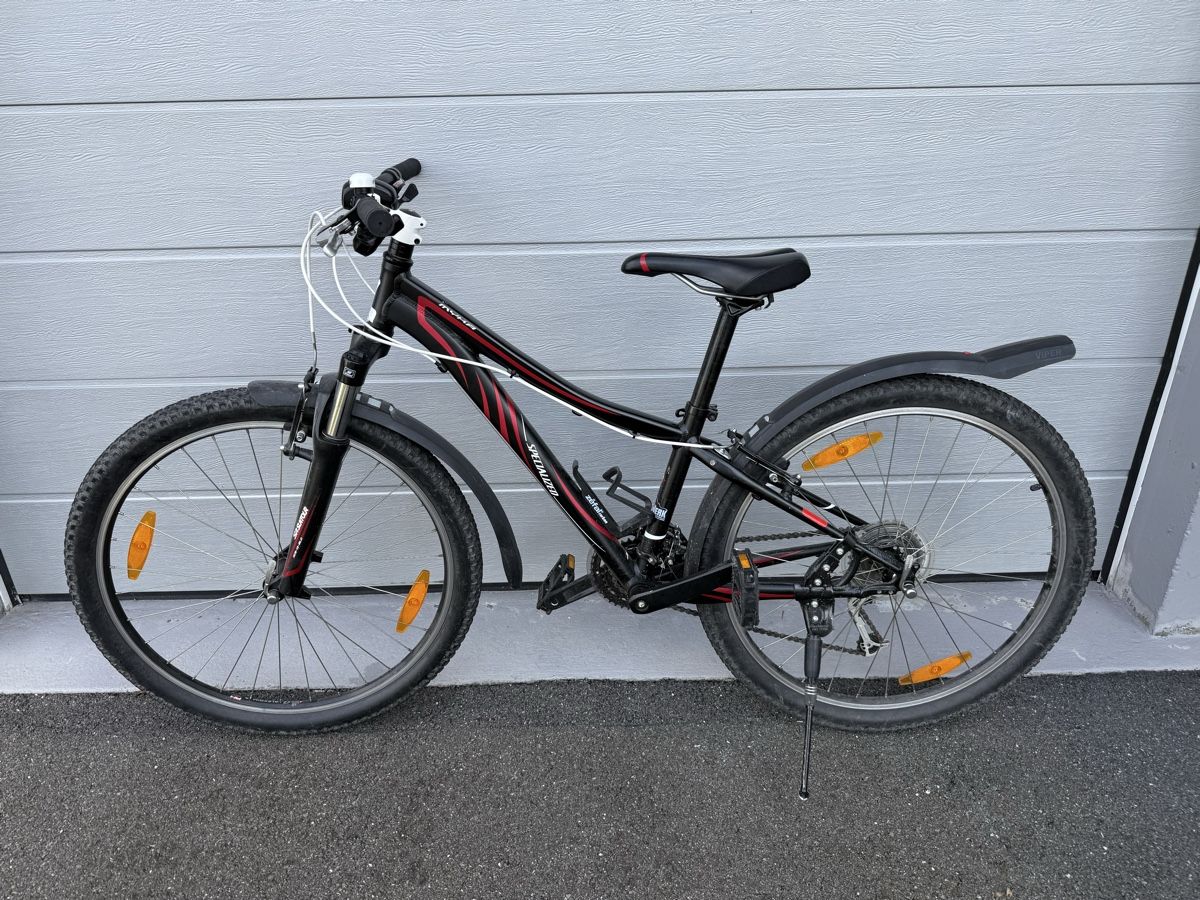 Specialized Biciclette: Velo Specialized – Usato da Luzern venduto da chevy7779